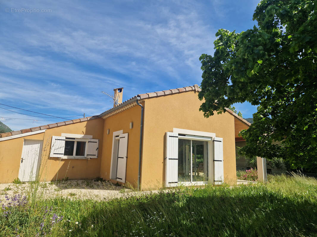 Maison à LA MOTTE-CHALANCON