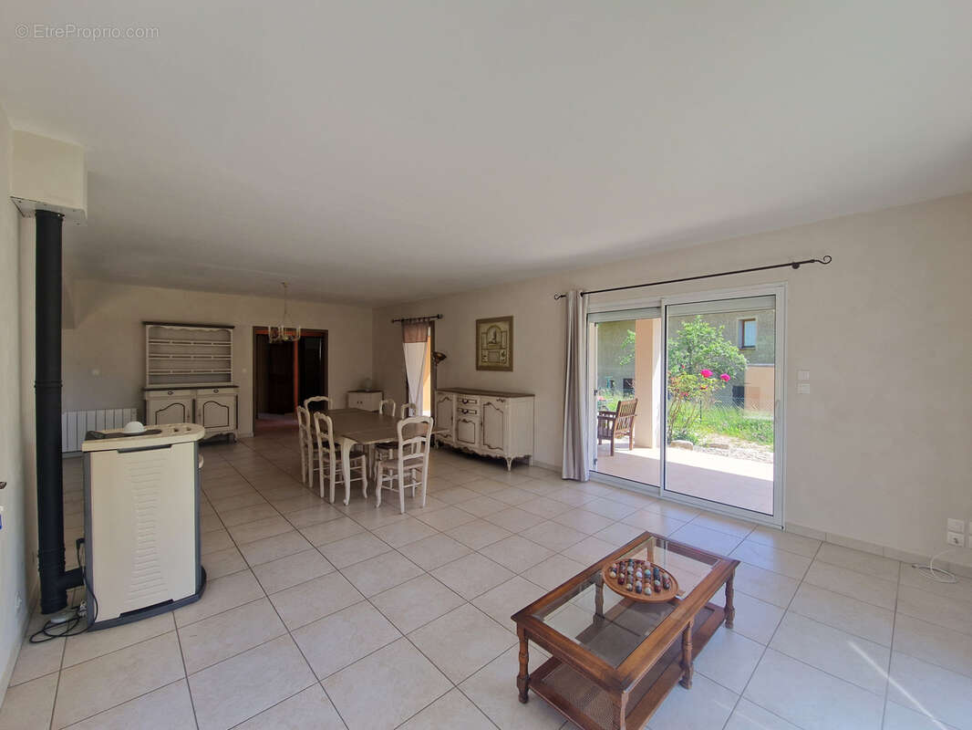 Maison à LA MOTTE-CHALANCON