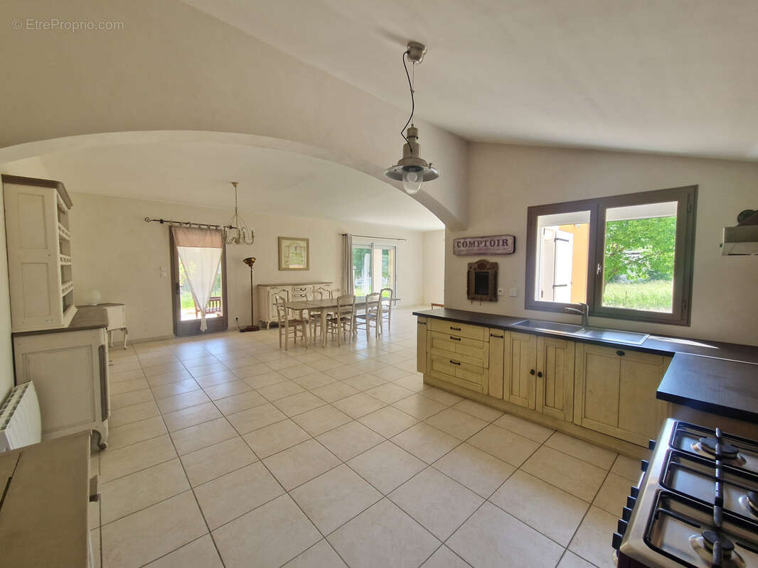 Maison à LA MOTTE-CHALANCON