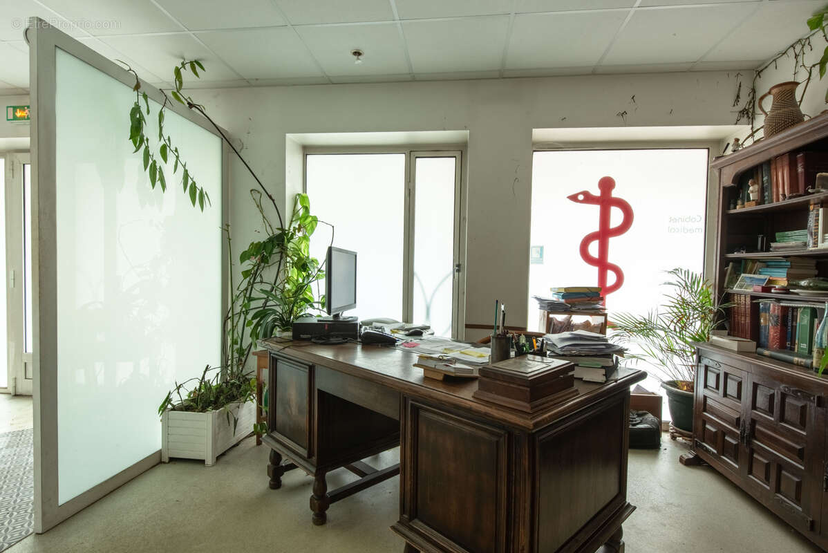 Autre à VALS-LES-BAINS