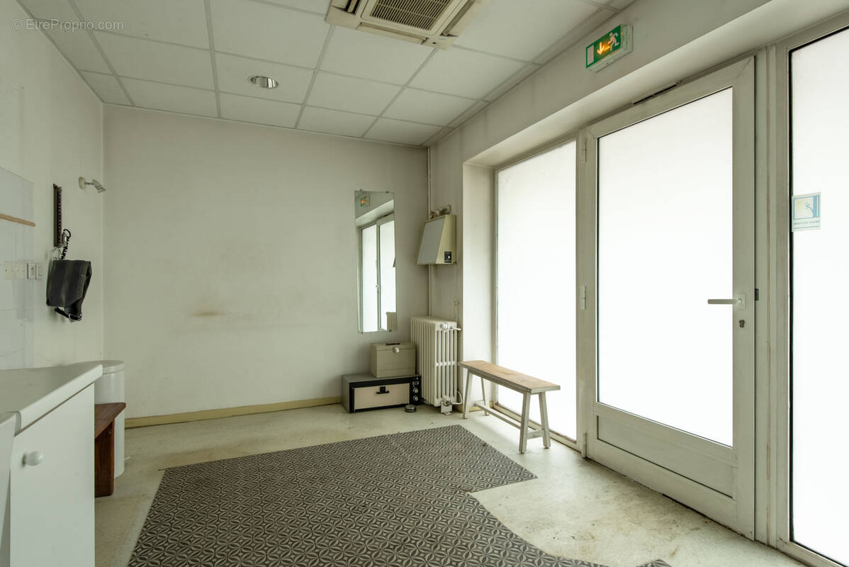 Autre à VALS-LES-BAINS