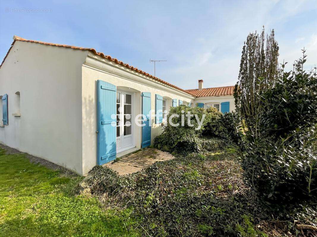 Maison à BREM-SUR-MER