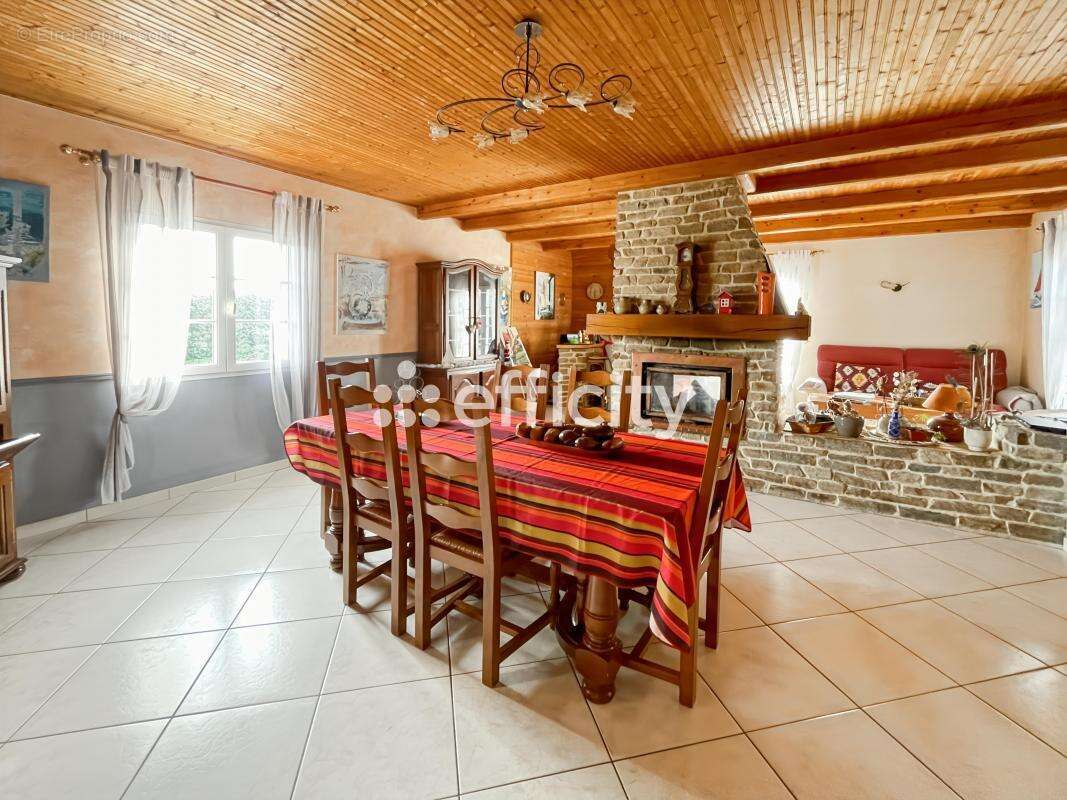 Maison à BREM-SUR-MER