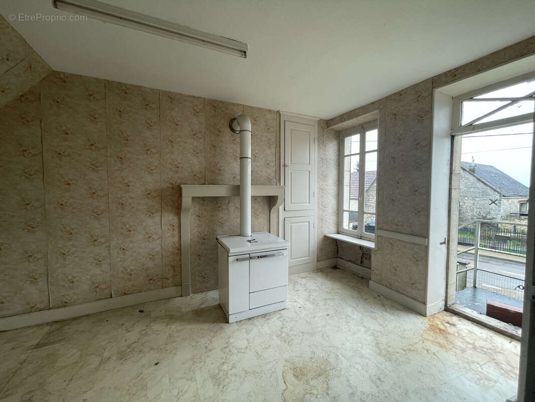 Appartement à MERCEUIL