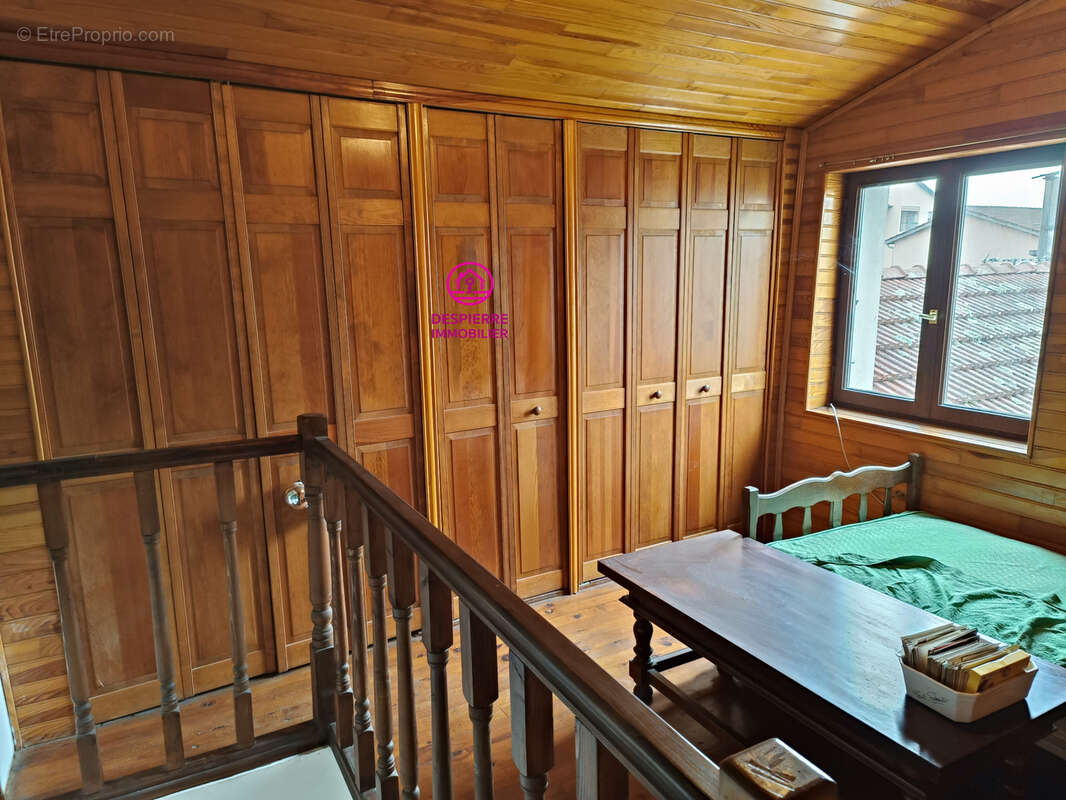 Maison à ROUSSILLON