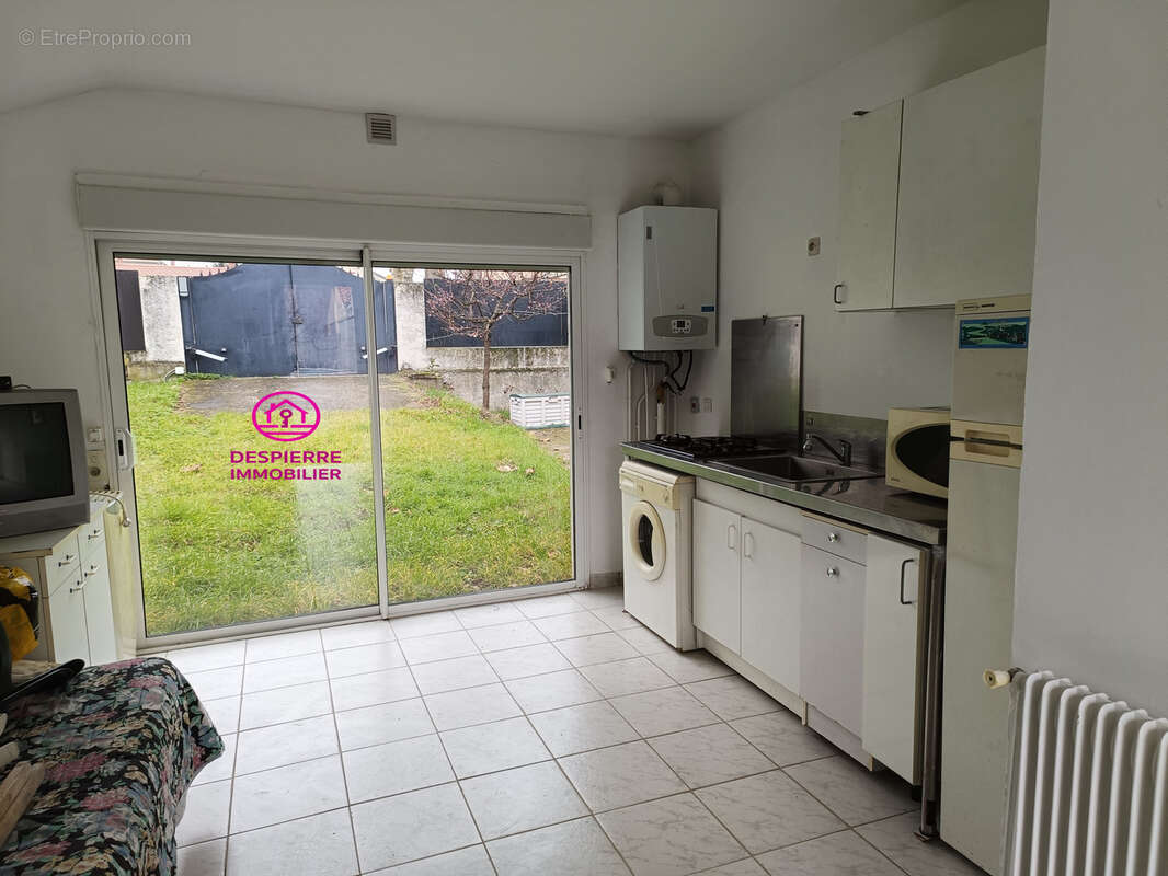 Maison à ROUSSILLON