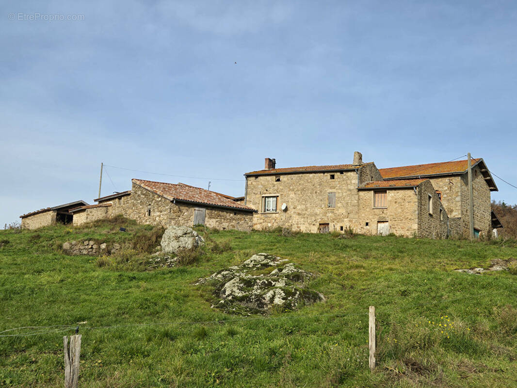 Maison à SAINT-VICTOR