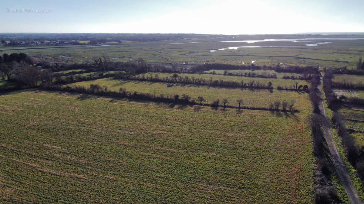 Maison à SAINT-GERMAIN-SUR-AY