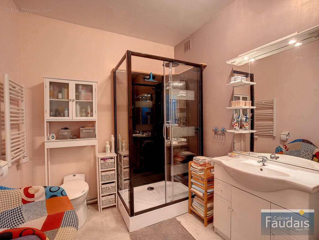 Maison à SAINT-GERMAIN-SUR-AY