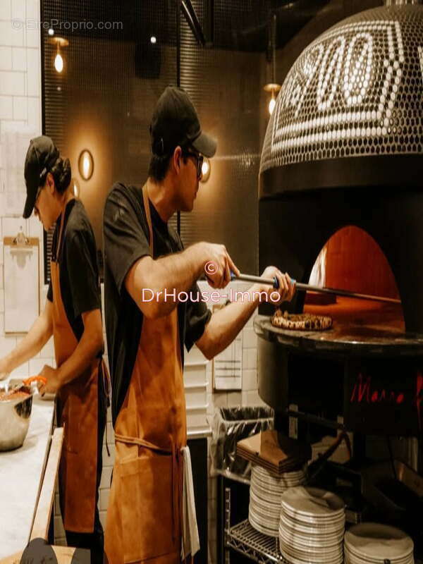 Commerce à VILLEFRANCHE-SUR-SAONE