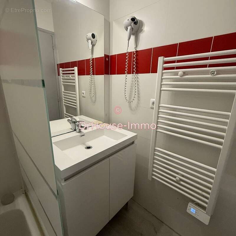 Appartement à MAUGUIO