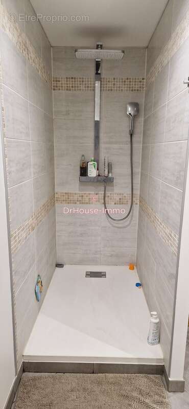 Maison à LA SAUSSAYE