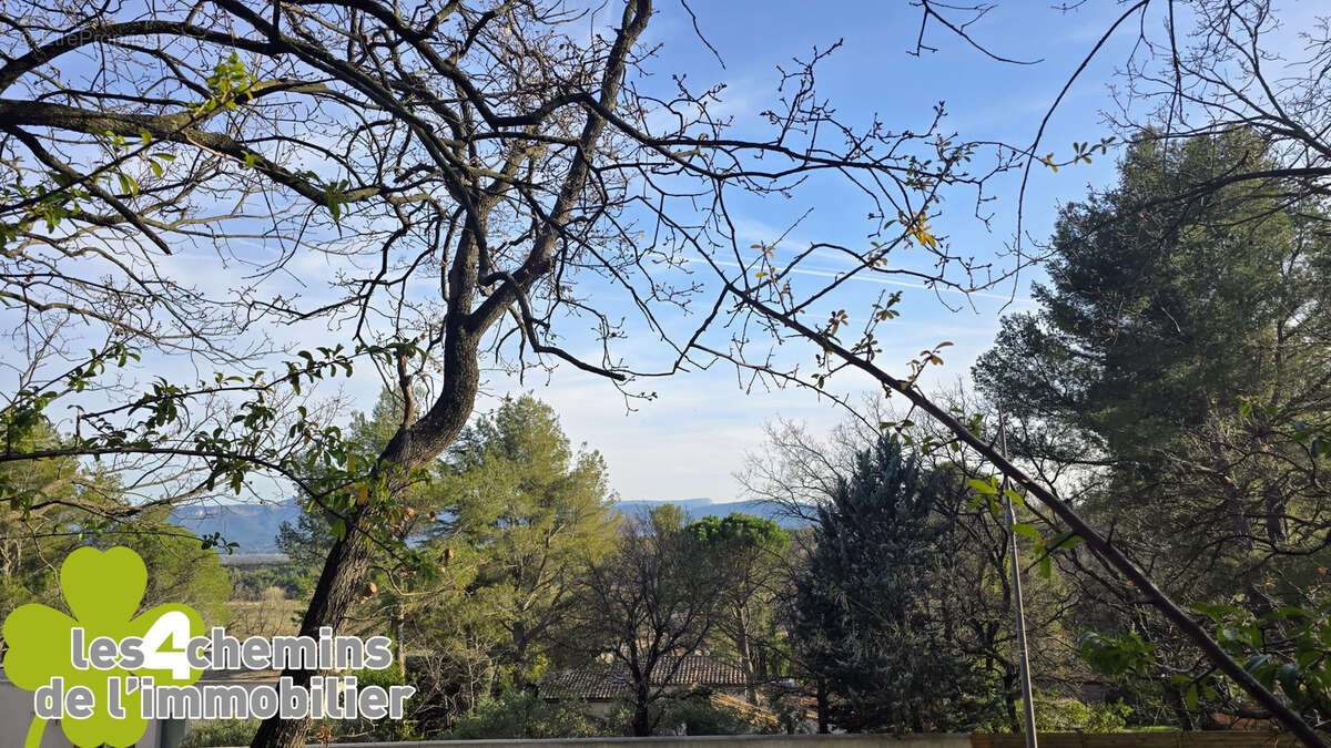 Terrain à PUYLOUBIER