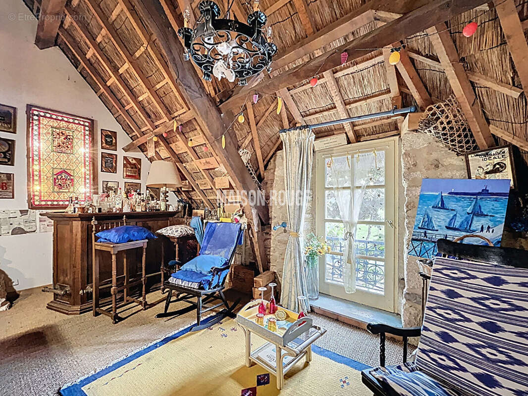 Maison à LOCQUELTAS