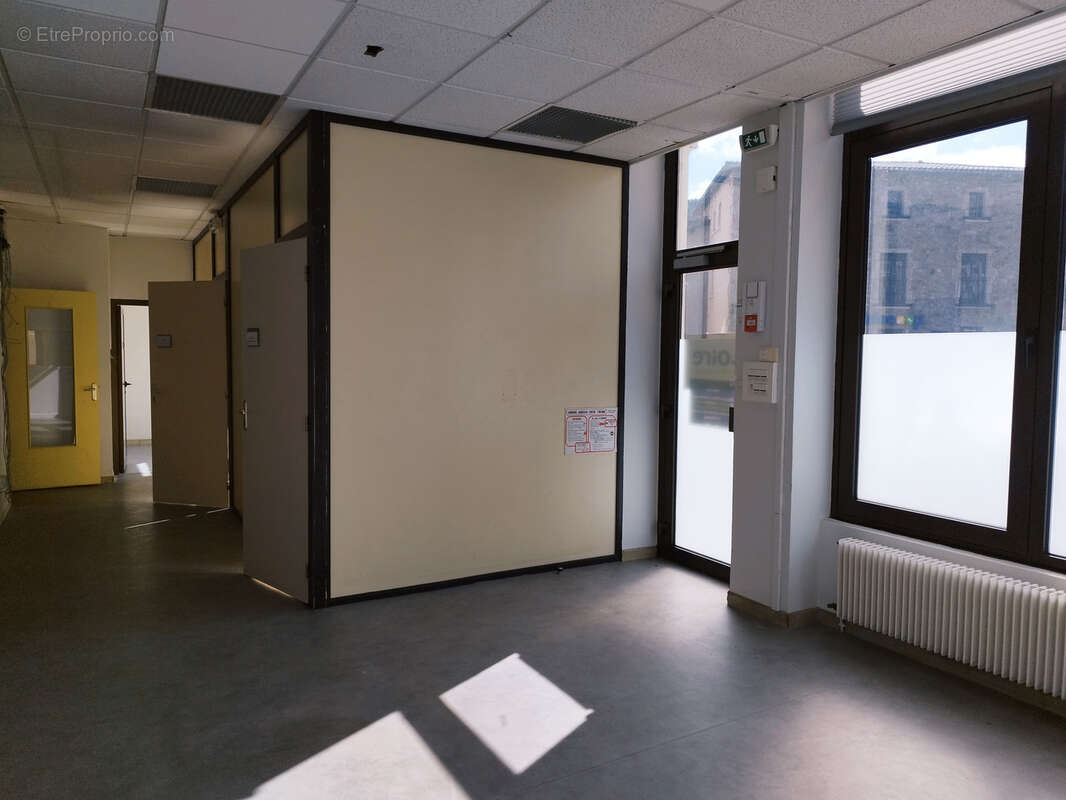 Commerce à BOURG-ARGENTAL