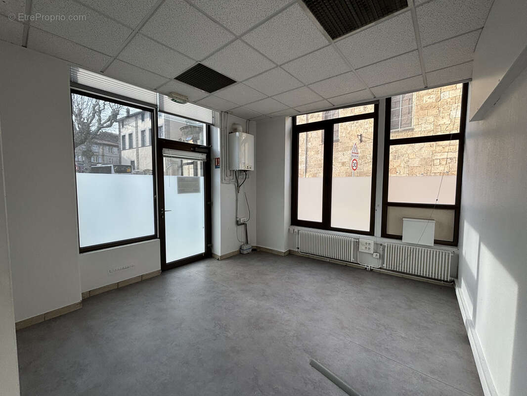 Commerce à BOURG-ARGENTAL