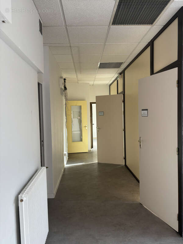 Commerce à BOURG-ARGENTAL