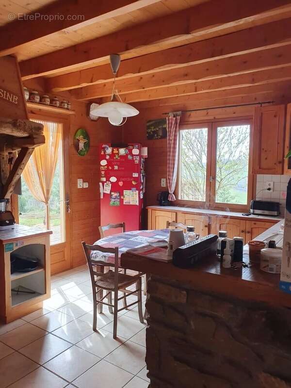 Maison à SAINT-MARTIN-EN-HAUT