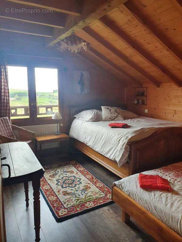 Maison à SAINT-MARTIN-EN-HAUT