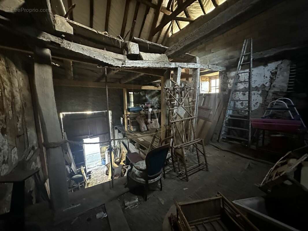 Maison à SAINT-GERMAIN-LES-BELLES