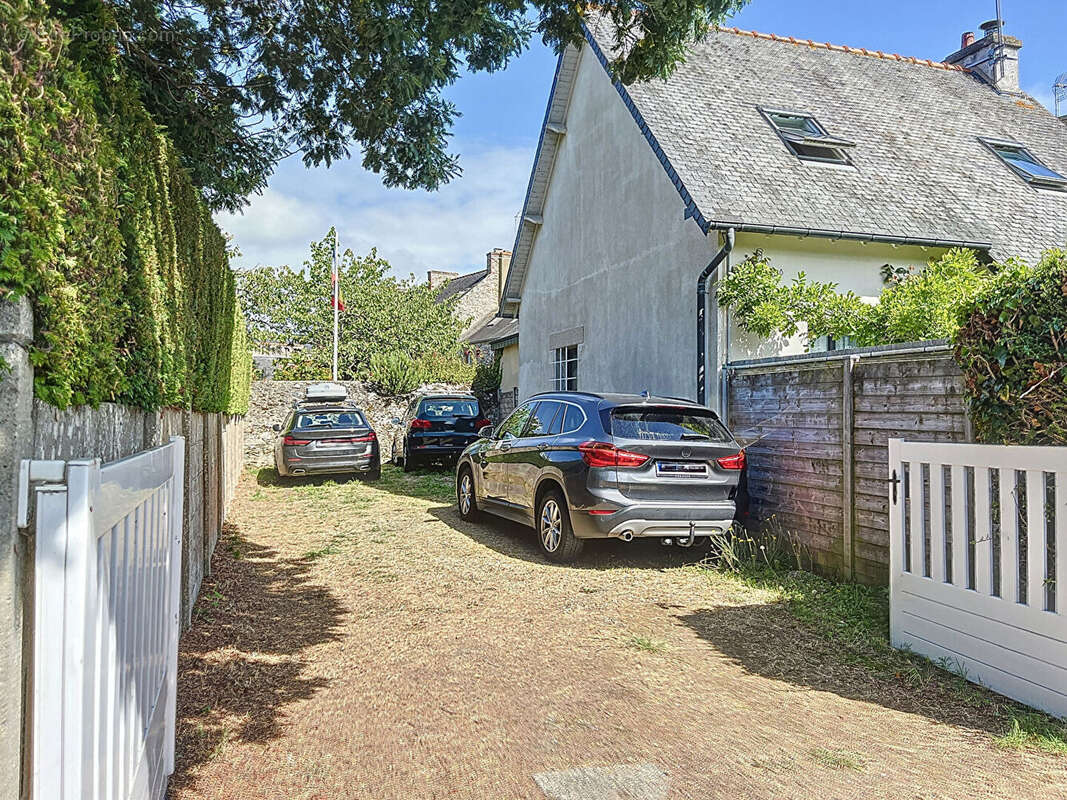 Maison à SAINT-BRIAC-SUR-MER