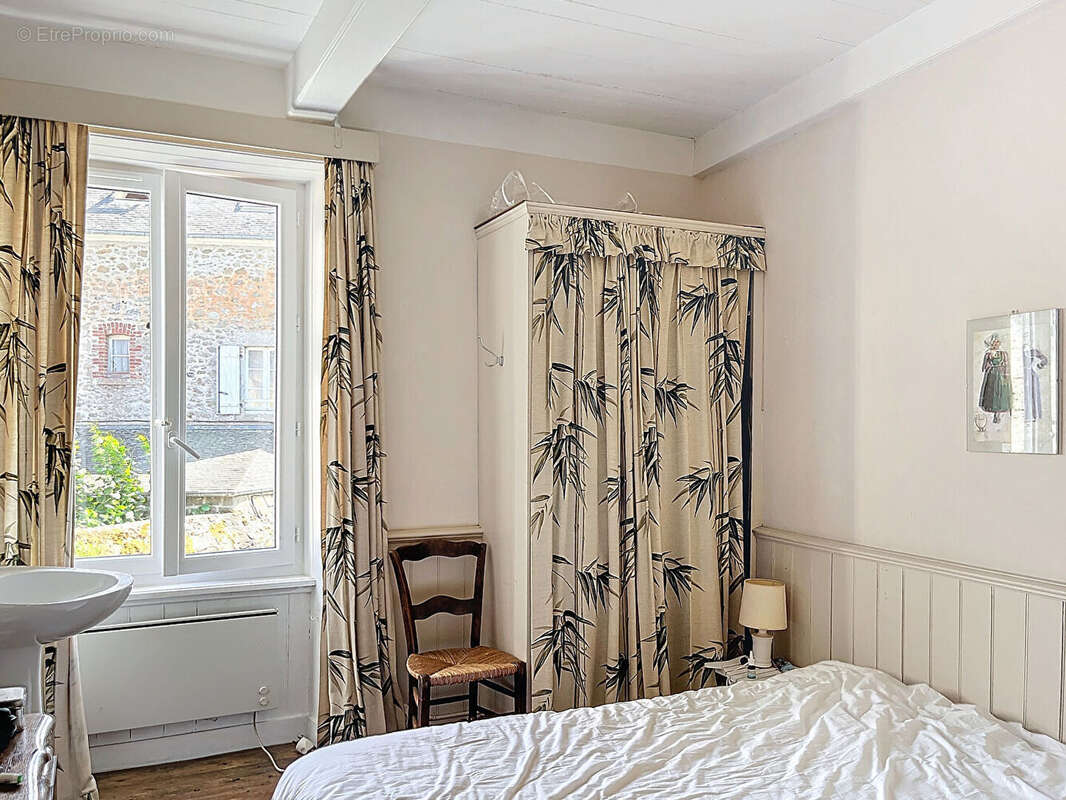 Maison à SAINT-BRIAC-SUR-MER