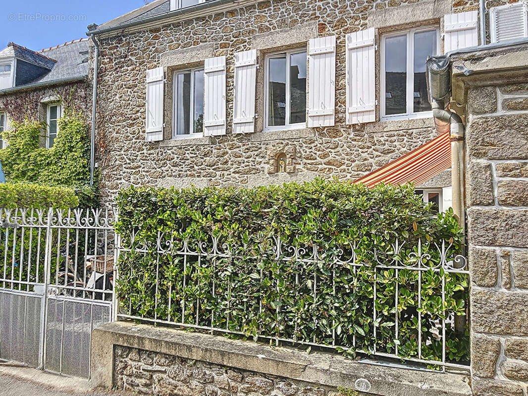 Maison à SAINT-BRIAC-SUR-MER
