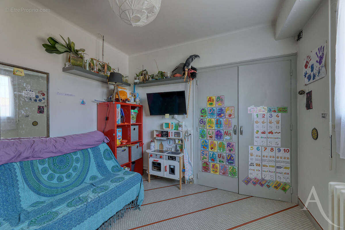 Maison à SAINT-MACAIRE-EN-MAUGES