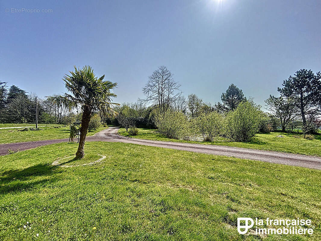 Maison à SAINT-PERN