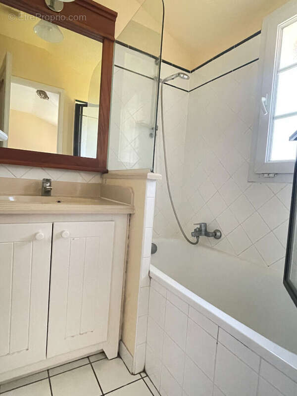 Maison à MOLIETS-ET-MAA