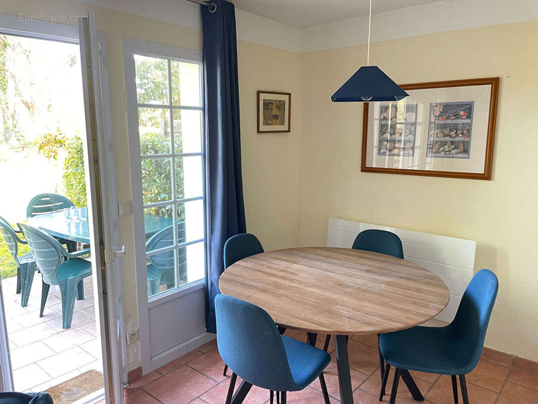 Maison à MOLIETS-ET-MAA