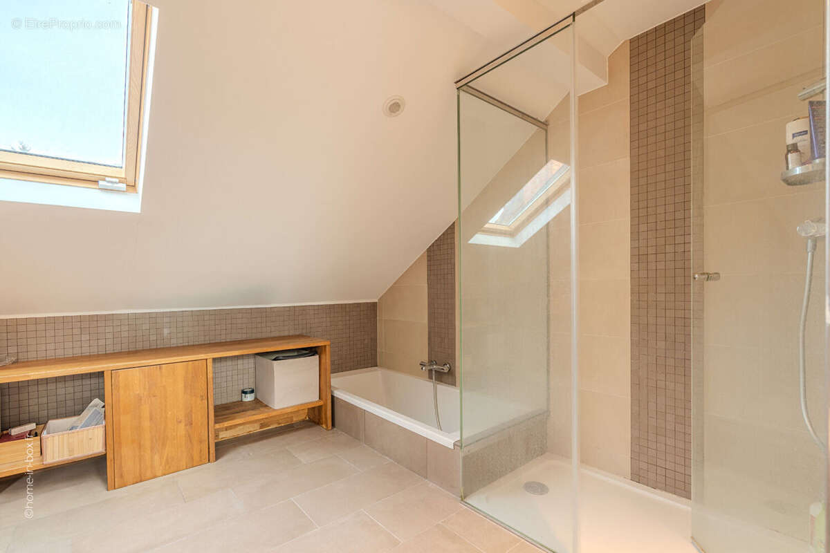 Maison à VILLIERS-SUR-MARNE