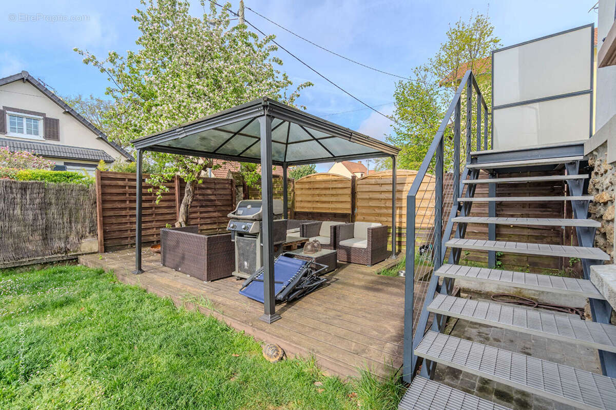 Maison à VILLIERS-SUR-MARNE