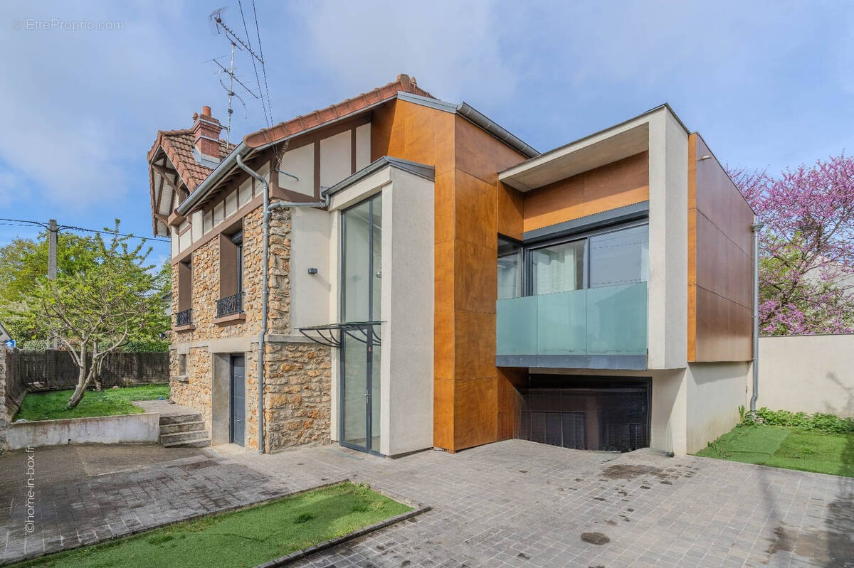 Maison à VILLIERS-SUR-MARNE