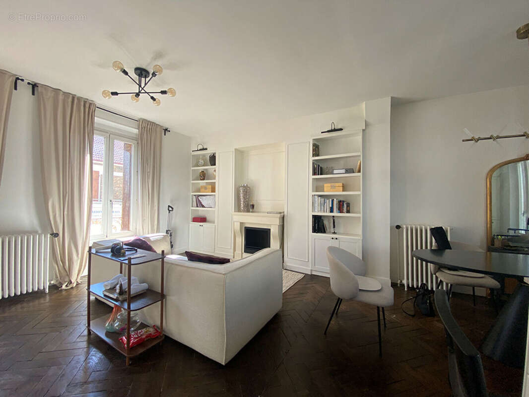 Maison à VILLENEUVE-SAINT-GEORGES