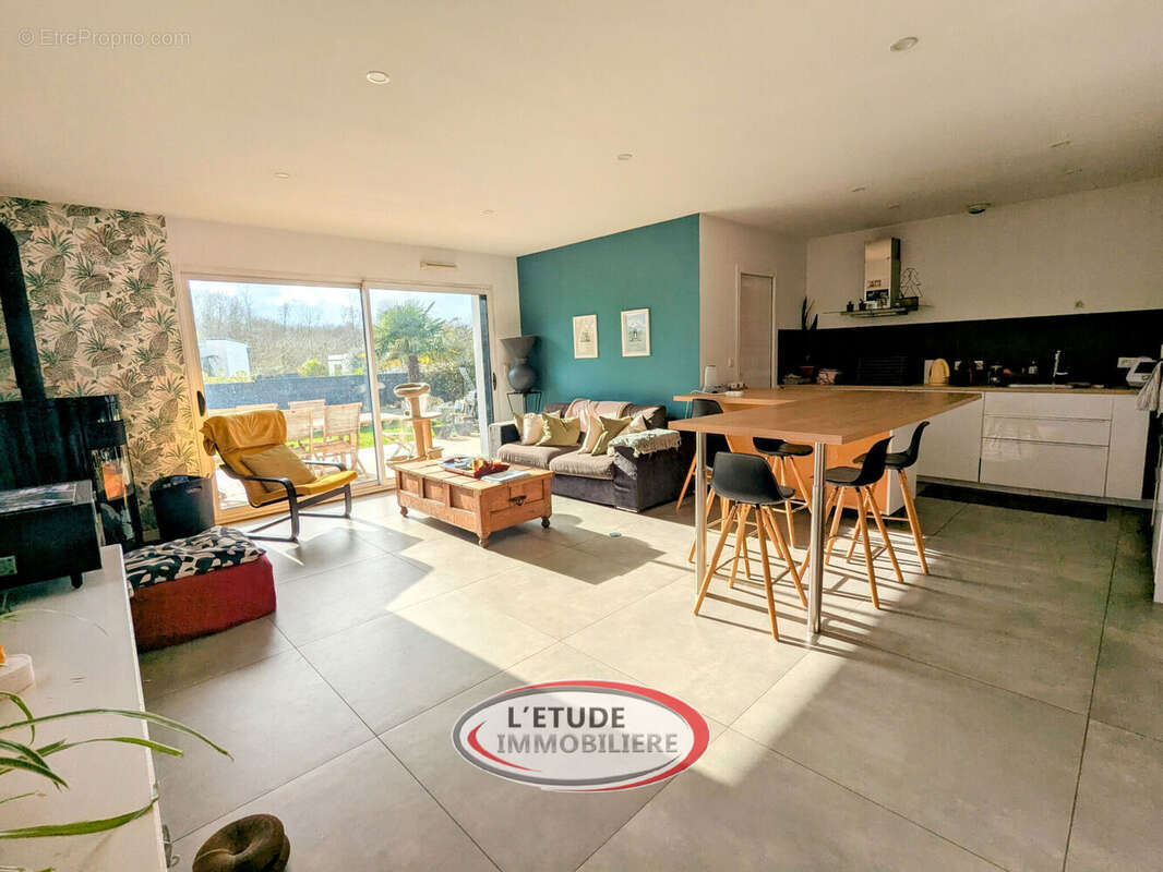 Photo 2 - Maison à CHATEAU-THEBAUD