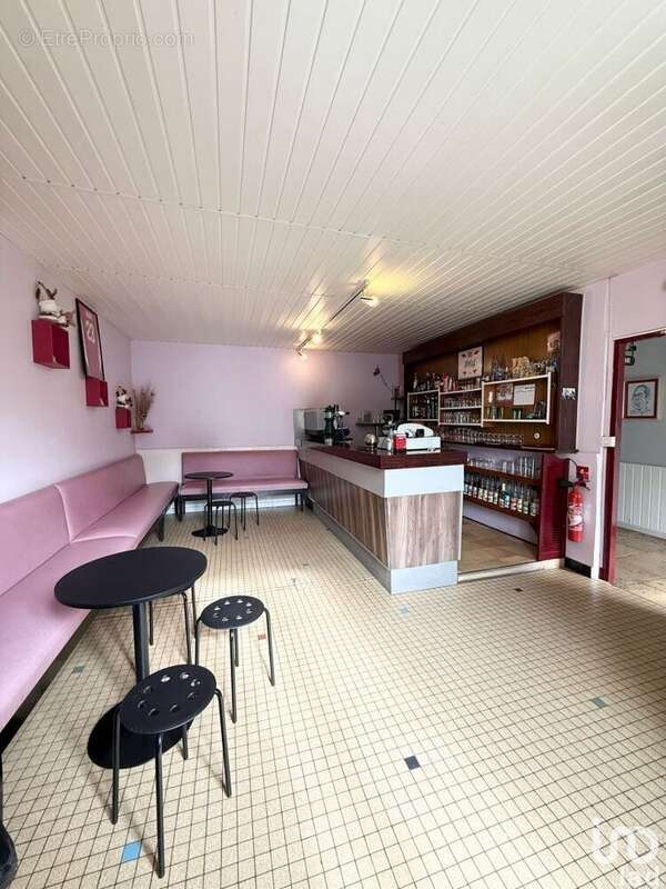 Photo 6 - Commerce à VAL-DE-MEUSE