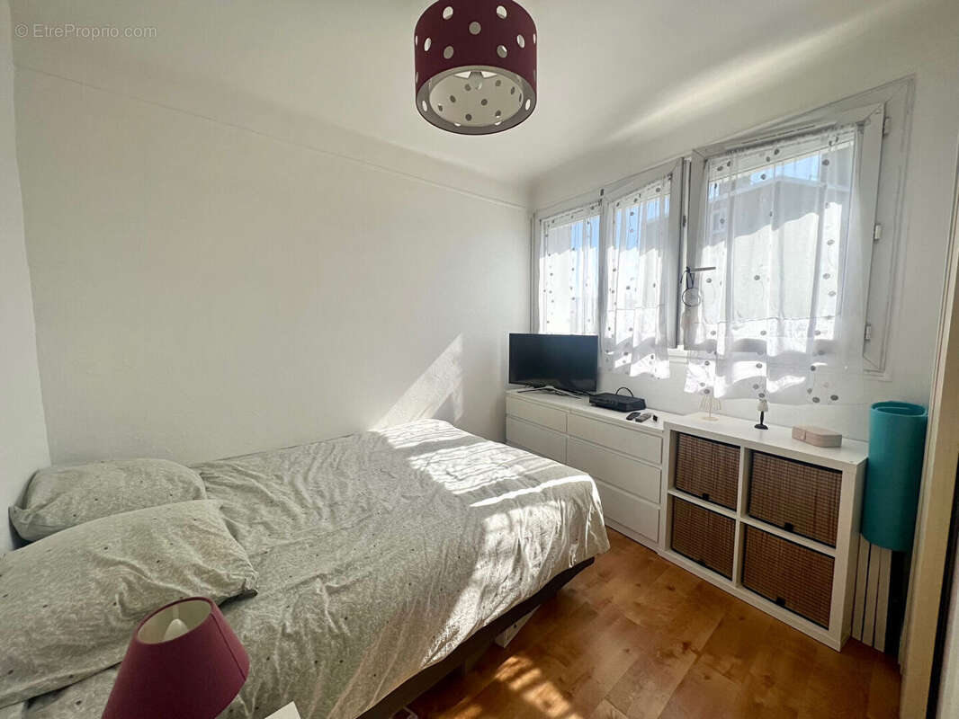 Appartement à SARTROUVILLE