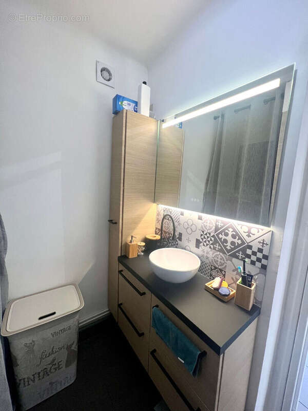 Appartement à SARTROUVILLE