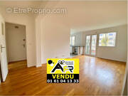 Appartement à SARTROUVILLE