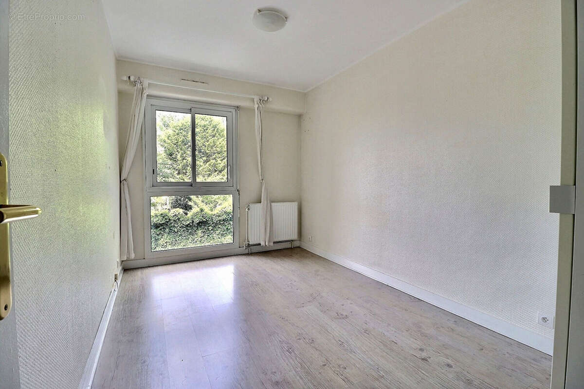 Appartement à L&#039;ETANG-LA-VILLE