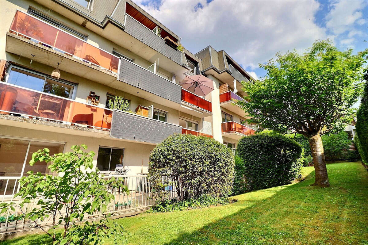 Appartement à L&#039;ETANG-LA-VILLE