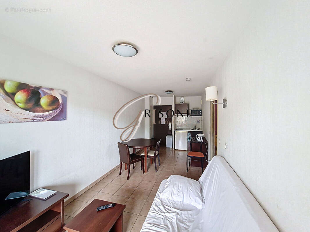 Appartement à SIX-FOURS-LES-PLAGES