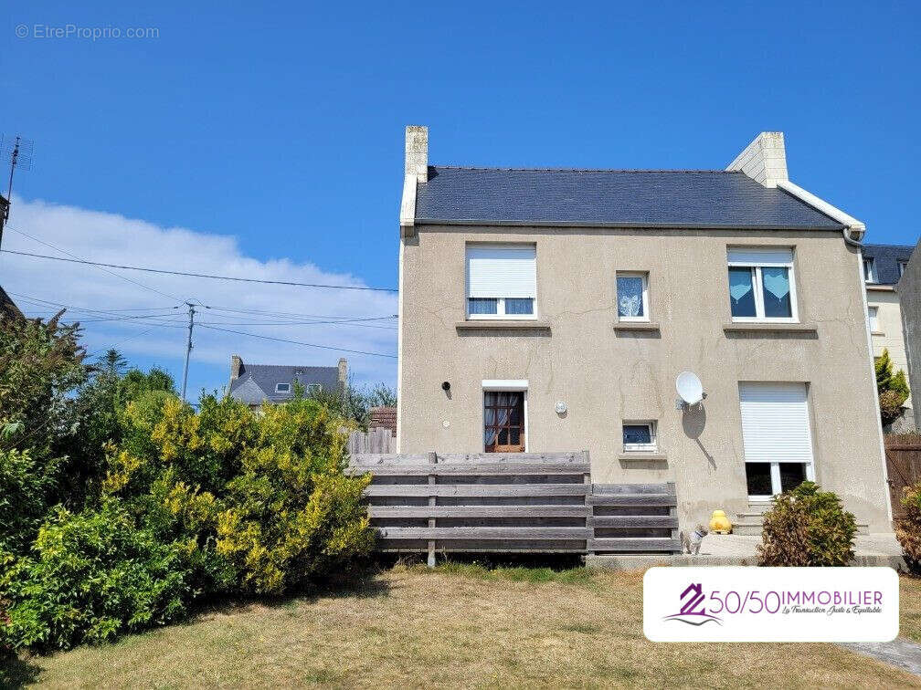 Maison à PLOUESCAT