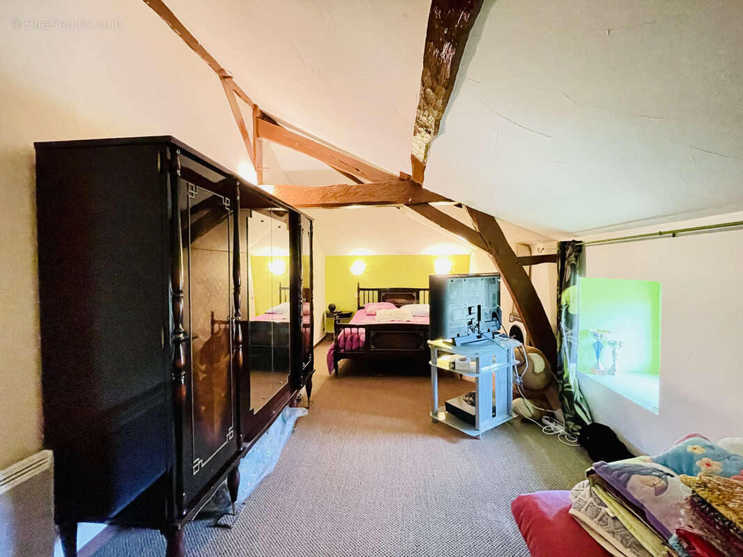 Maison à LE VIGEANT