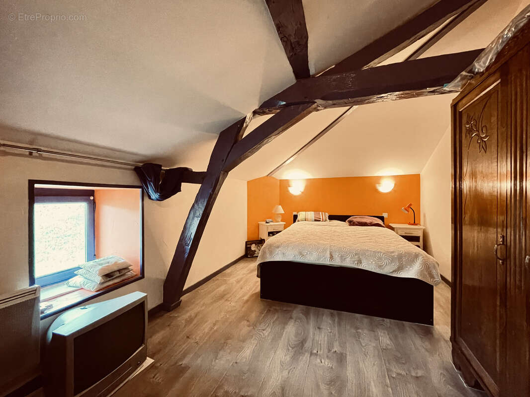 Maison à LE VIGEANT