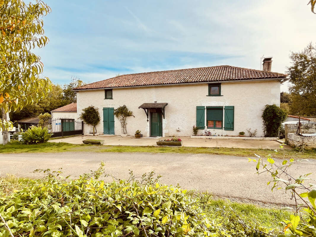 Maison à LE VIGEANT