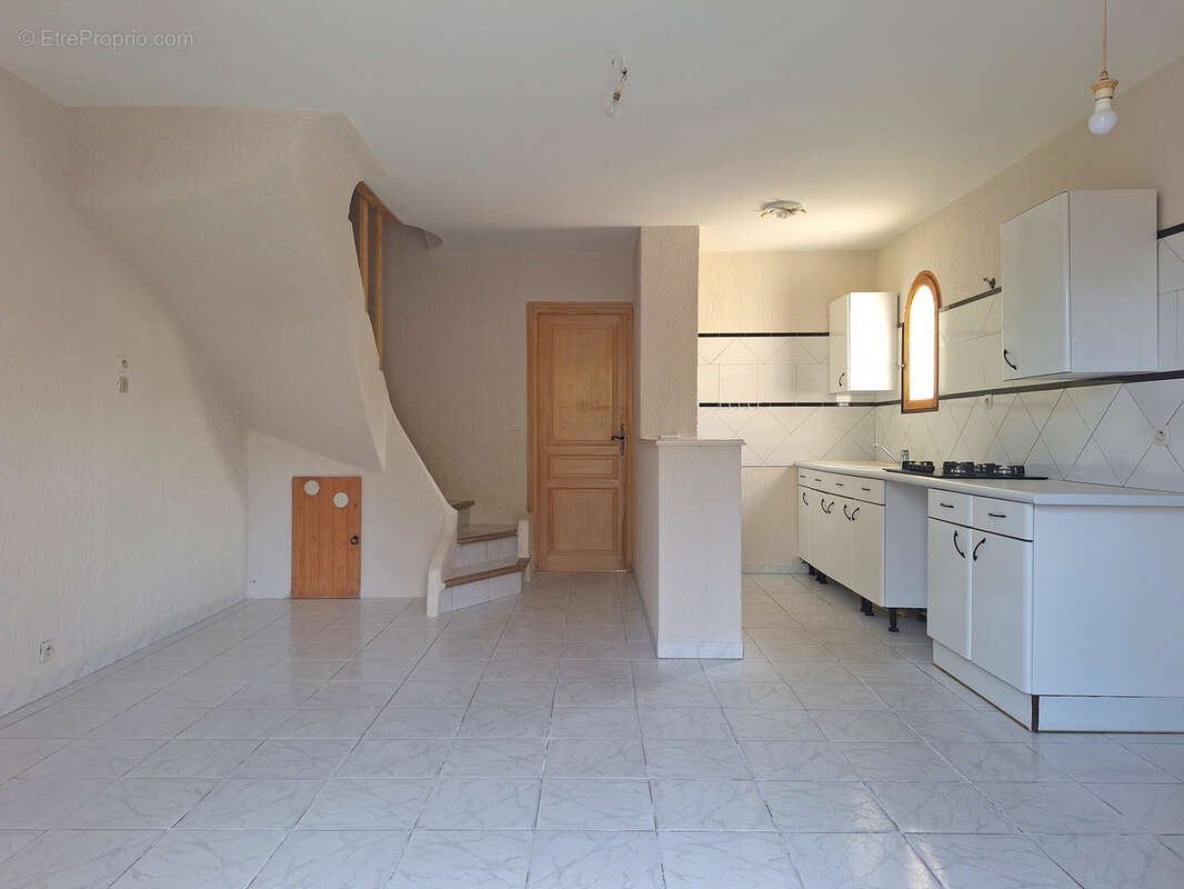 Maison à SAINT-CYPRIEN