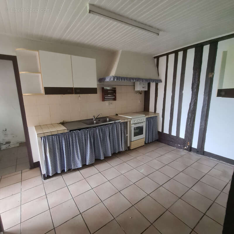 Maison à SAINT-JULIEN-EN-BORN