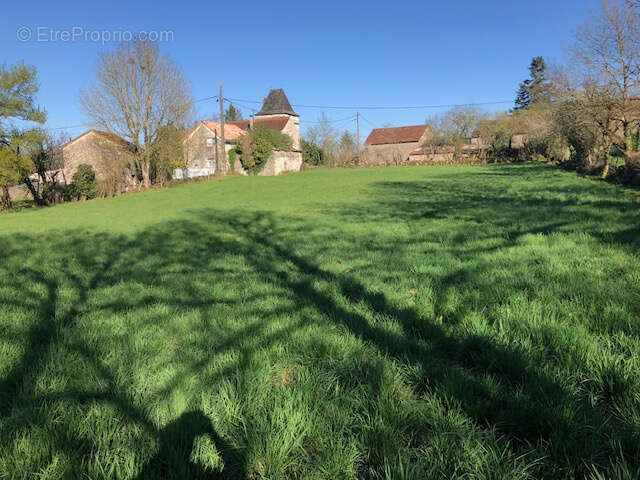 Terrain à TOULONJAC
